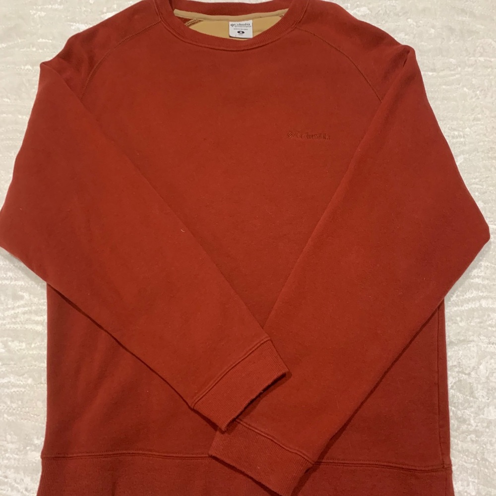 Columbia burgundy sweatshirt. Medium.